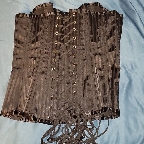 Black 26" Corset - Picture 3 of 4